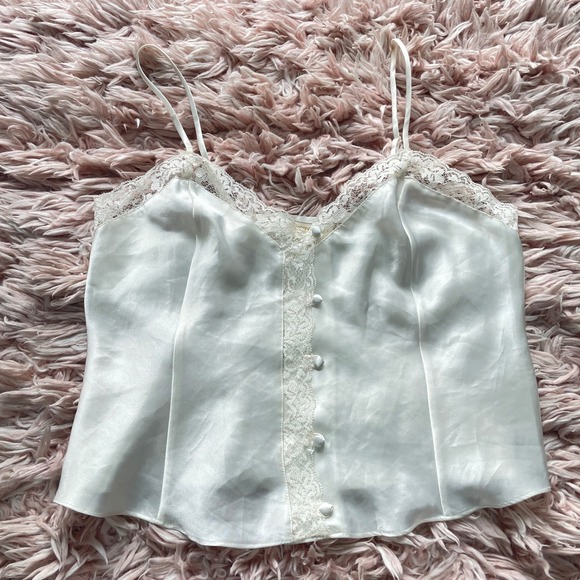 Victoria's Secret Tops - Vintage Victoria's Secret Gold Label Lace Trim Camisole Top